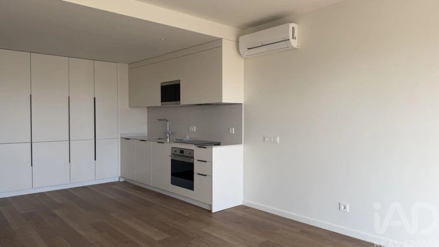 Apartamento T2 para Venda em Algés, Linda-A-Velha e Cruz Quebrada-Dafundo Foto 23