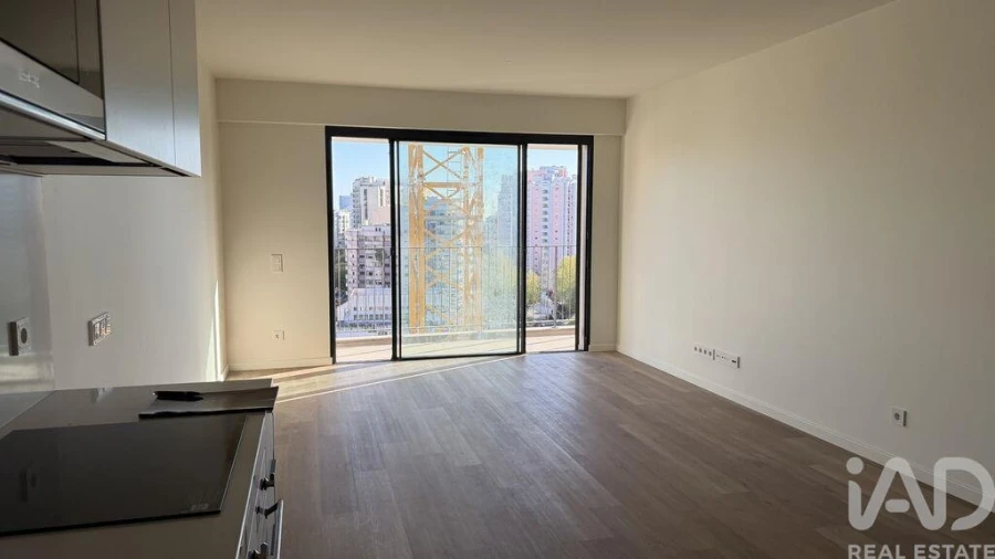 Apartamento T2 para Venda em Algés, Linda-A-Velha e Cruz Quebrada-Dafundo Foto 9