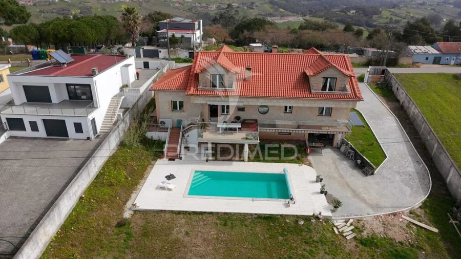 Moradia T4 para Venda em Carvalhal Benfeito