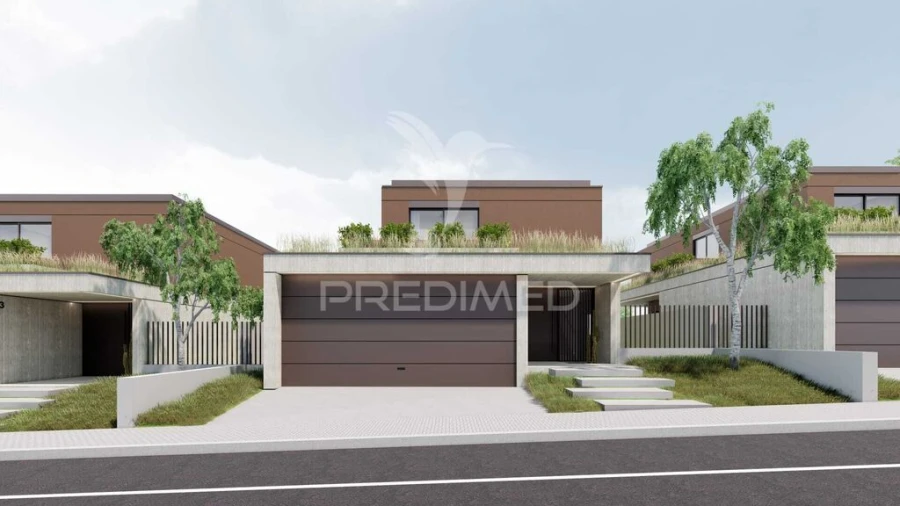 Moradia T4 para Venda em Lago Foto 11