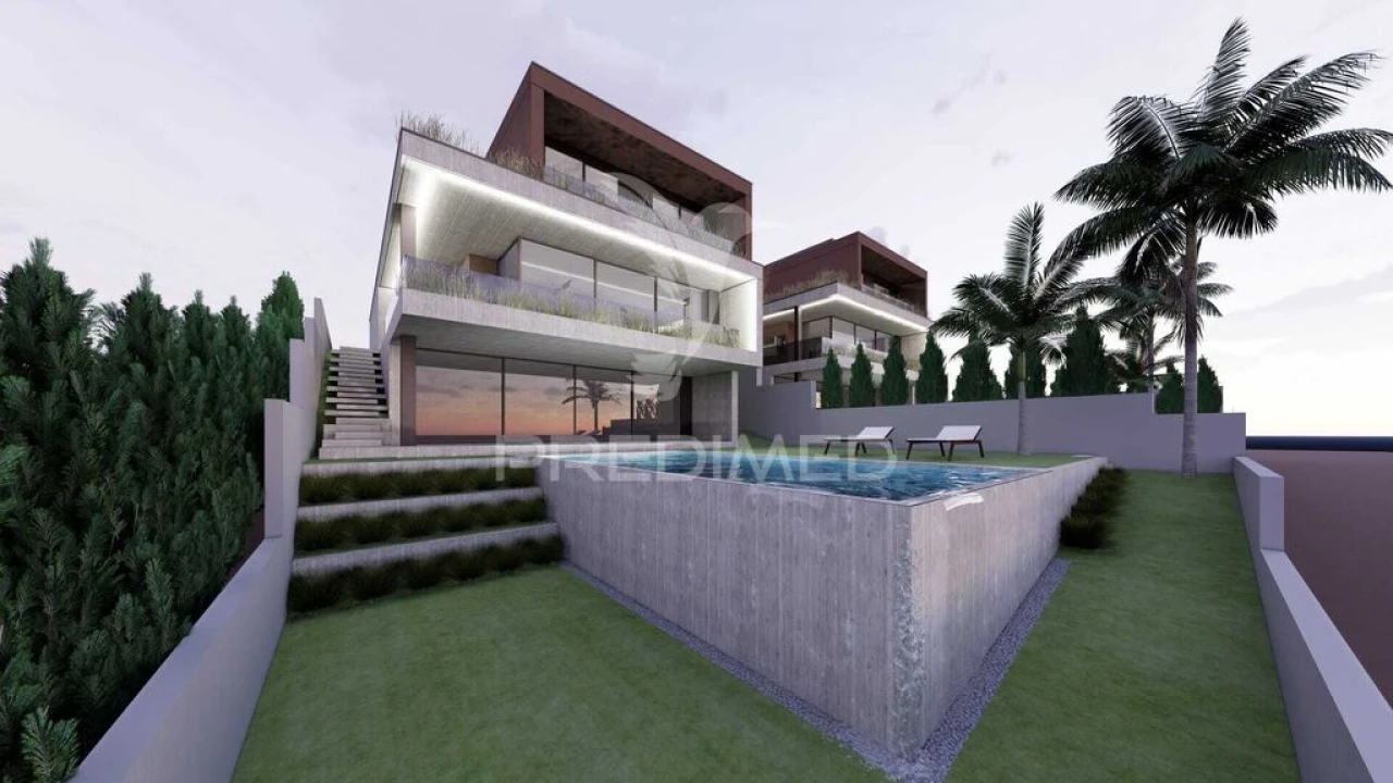 Moradia T4 para Venda em Lago Foto 1