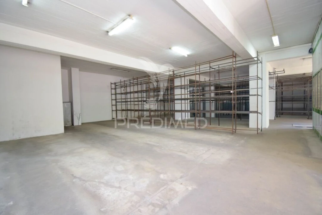 Loja para Venda em Queluz e Belas Foto 15