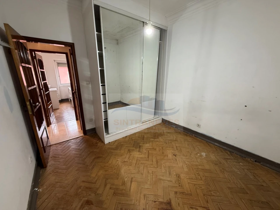 Apartamento T2 para Venda em Falagueira-Venda Nova Foto 12