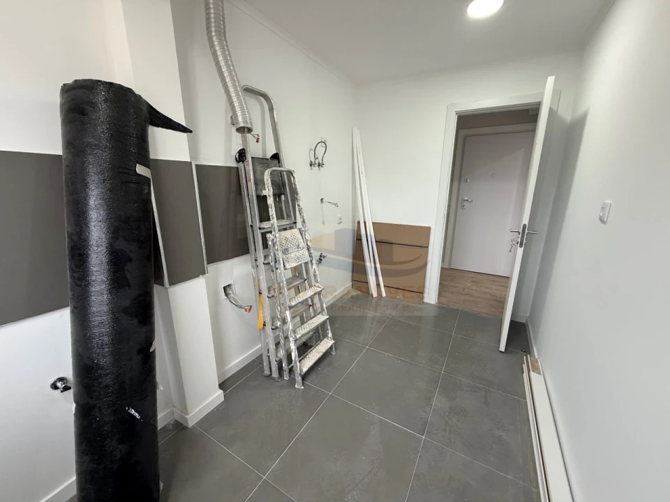 Apartamento T2 para Venda em Falagueira-Venda Nova Foto 5