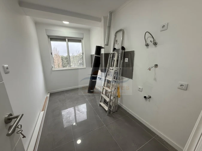 Apartamento T2 para Venda em Falagueira-Venda Nova Foto 3