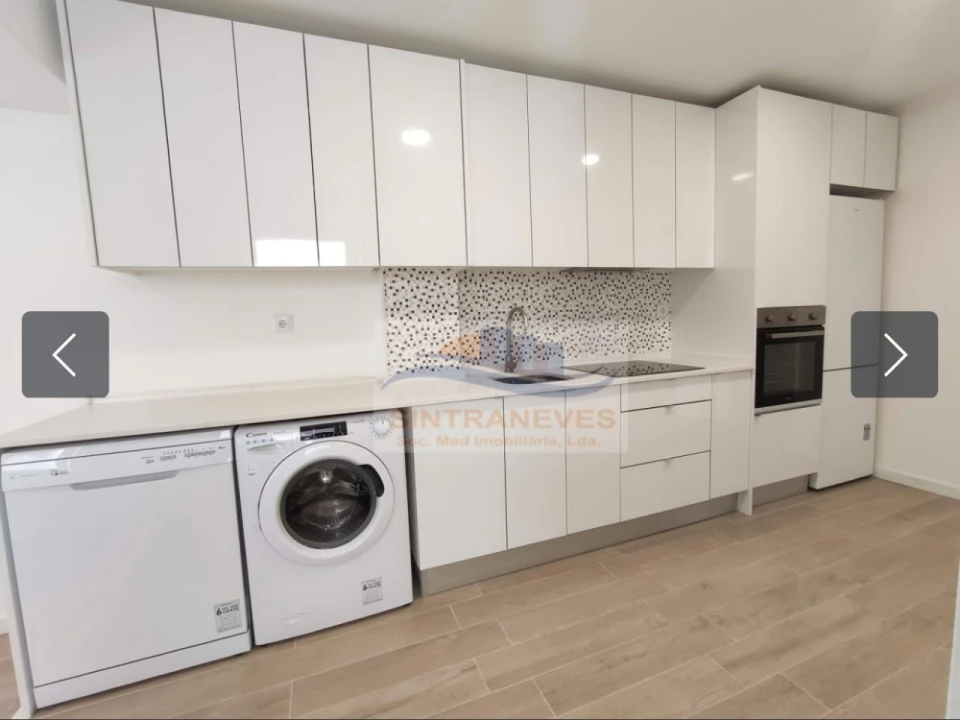 Apartamento T2 para Venda em Águas Livres Foto 3