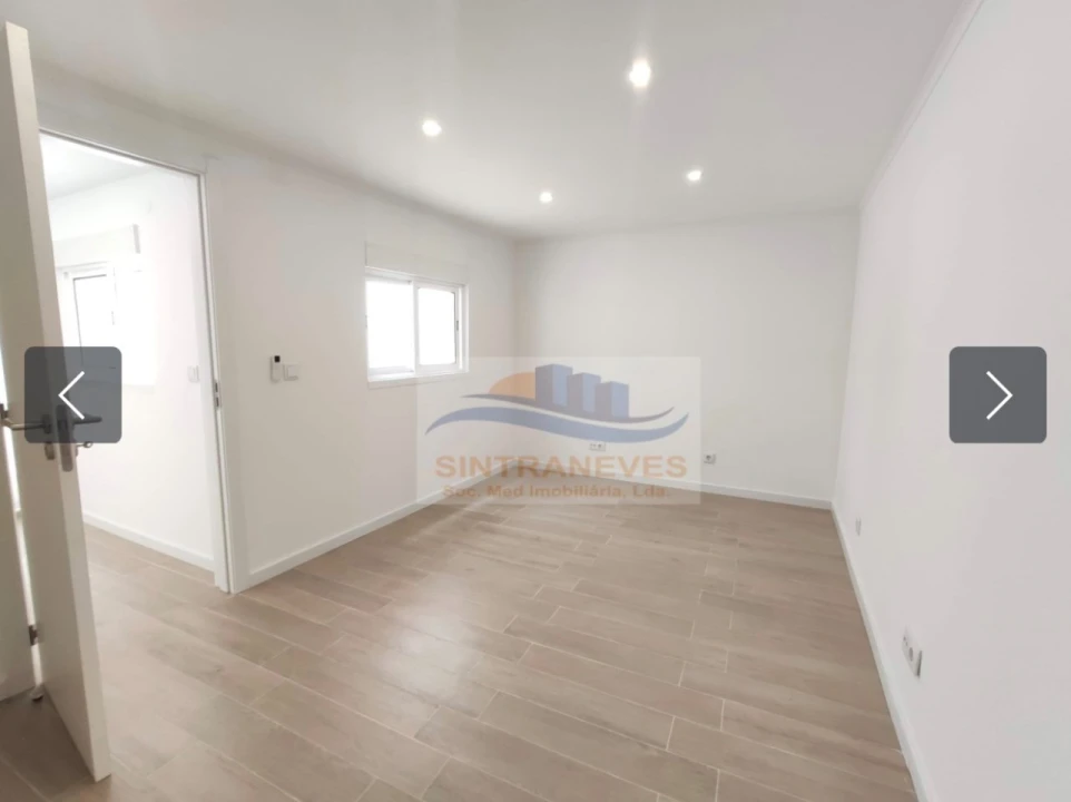 Apartamento T2 para Venda em Águas Livres Foto 5