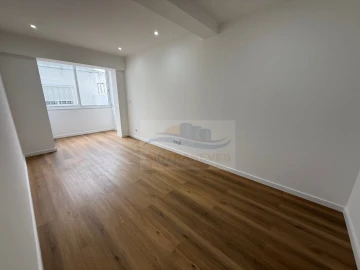 Apartamento T2 para Venda em Águas Livres