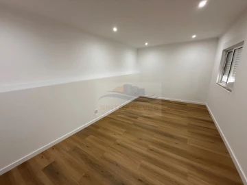 Apartamento T2 para Venda em Águas Livres