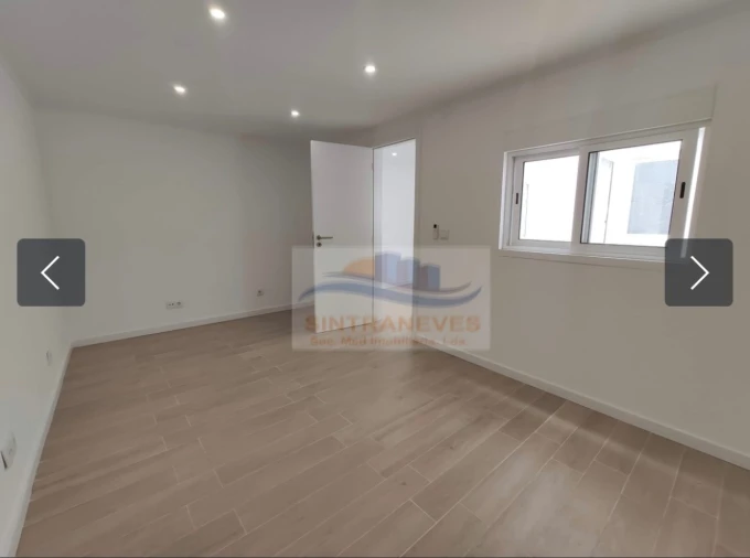 Apartamento T2 para Venda em Águas Livres Foto 8