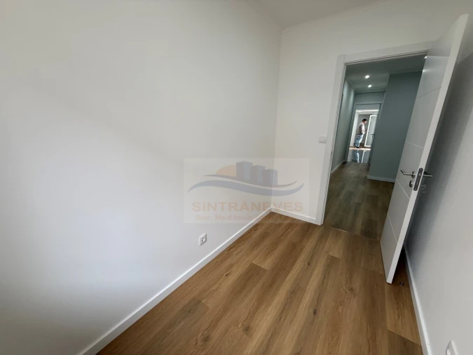 Apartamento T2 para Venda em Águas Livres Foto 15