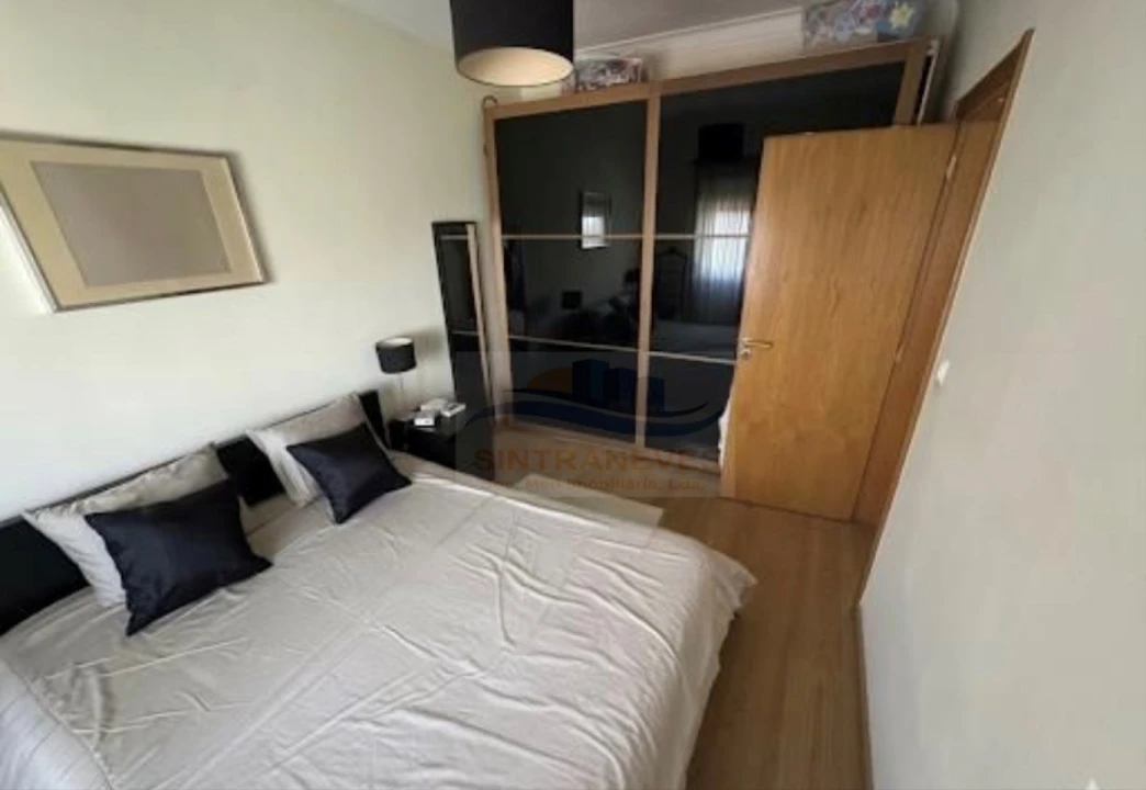 Apartamento T2 para Venda em Venteira Foto 7