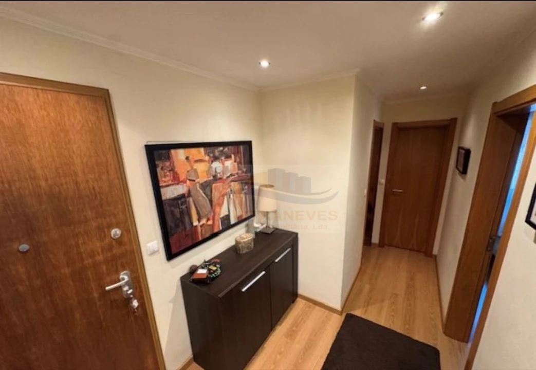 Apartamento T2 para Venda em Venteira Foto 8