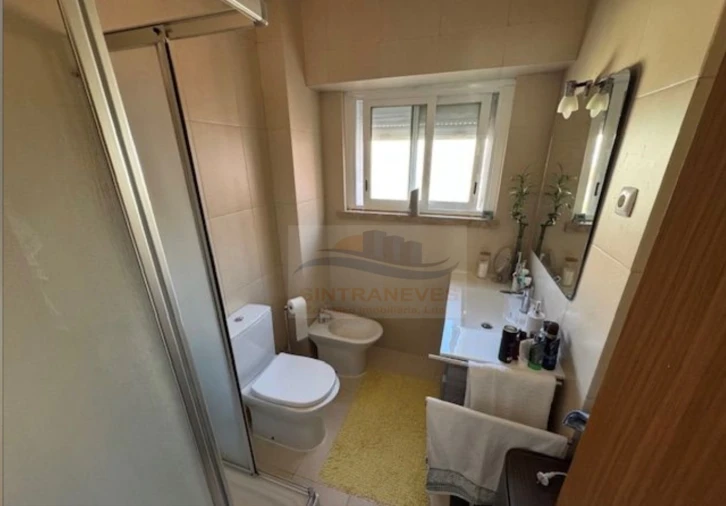 Apartamento T2 para Venda em Venteira Foto 4