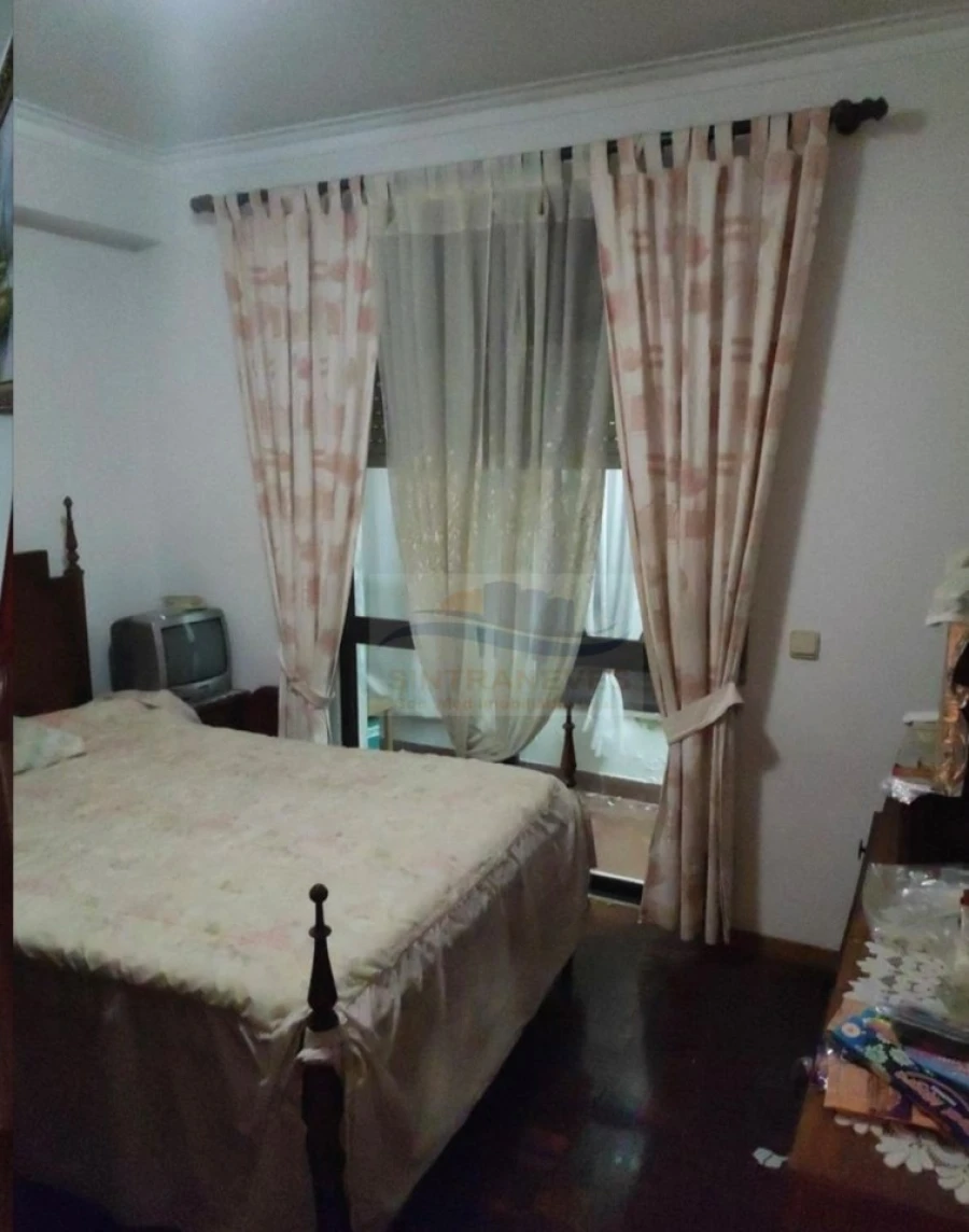 Apartamento T3 para Venda em Águas Livres Foto 4