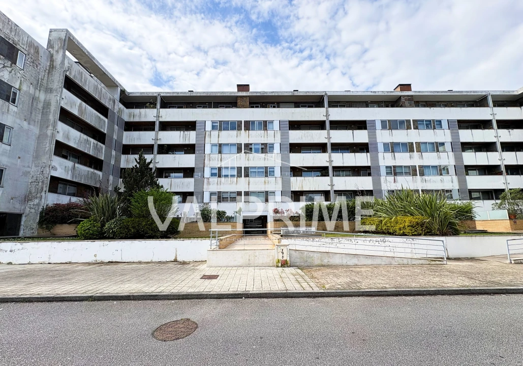 Apartamento T2 para Venda em Valongo Foto 48