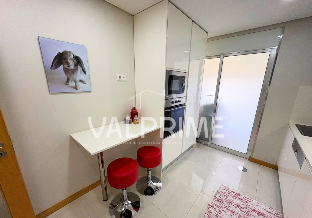 Apartamento T2 para Venda em Valongo Foto 9