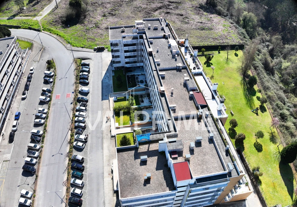Apartamento T2 para Venda em Valongo Foto 40