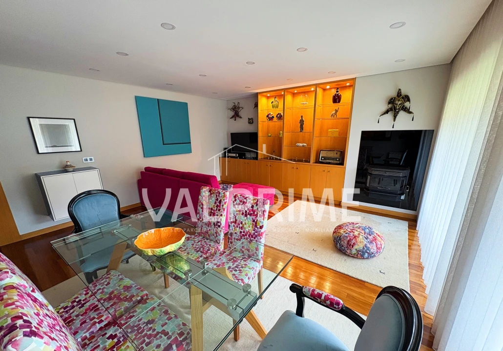 Apartamento T2 para Venda em Valongo Foto 13