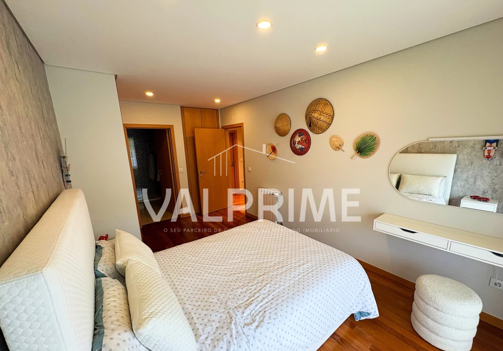 Apartamento T2 para Venda em Valongo Foto 4