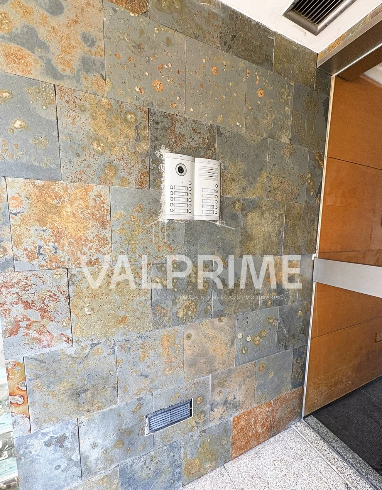 Apartamento T2 para Venda em Valongo Foto 45