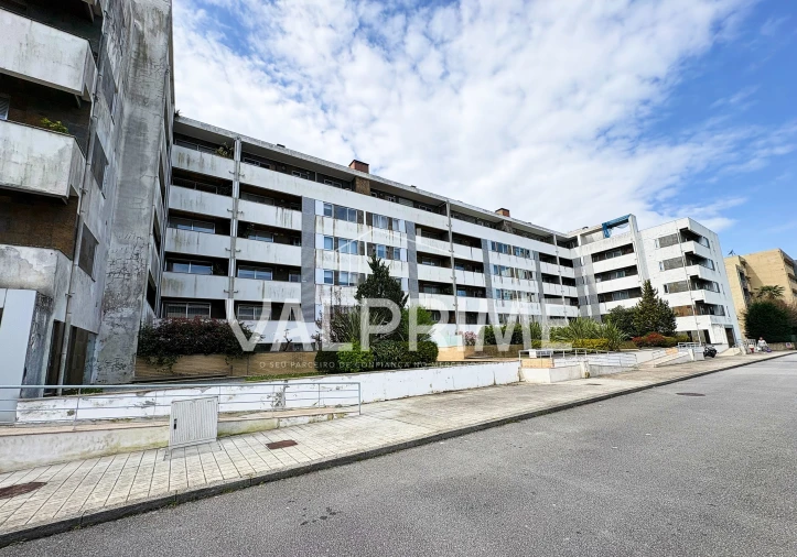 Apartamento T2 para Venda em Valongo Foto 47