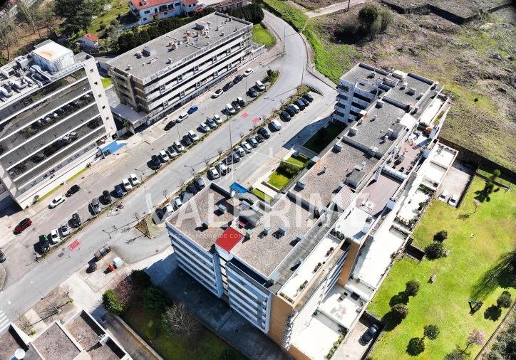 Apartamento T2 para Venda em Valongo Foto 41