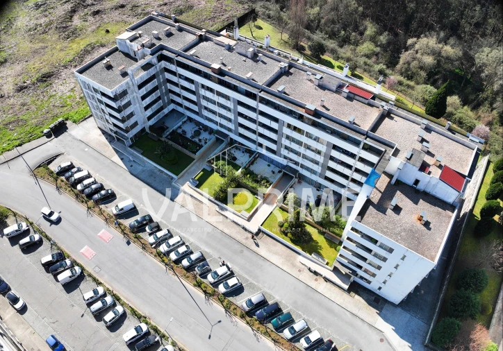 Apartamento T2 para Venda em Valongo Foto 39