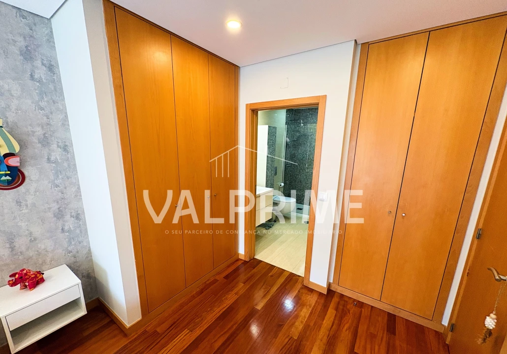 Apartamento T2 para Venda em Valongo Foto 29