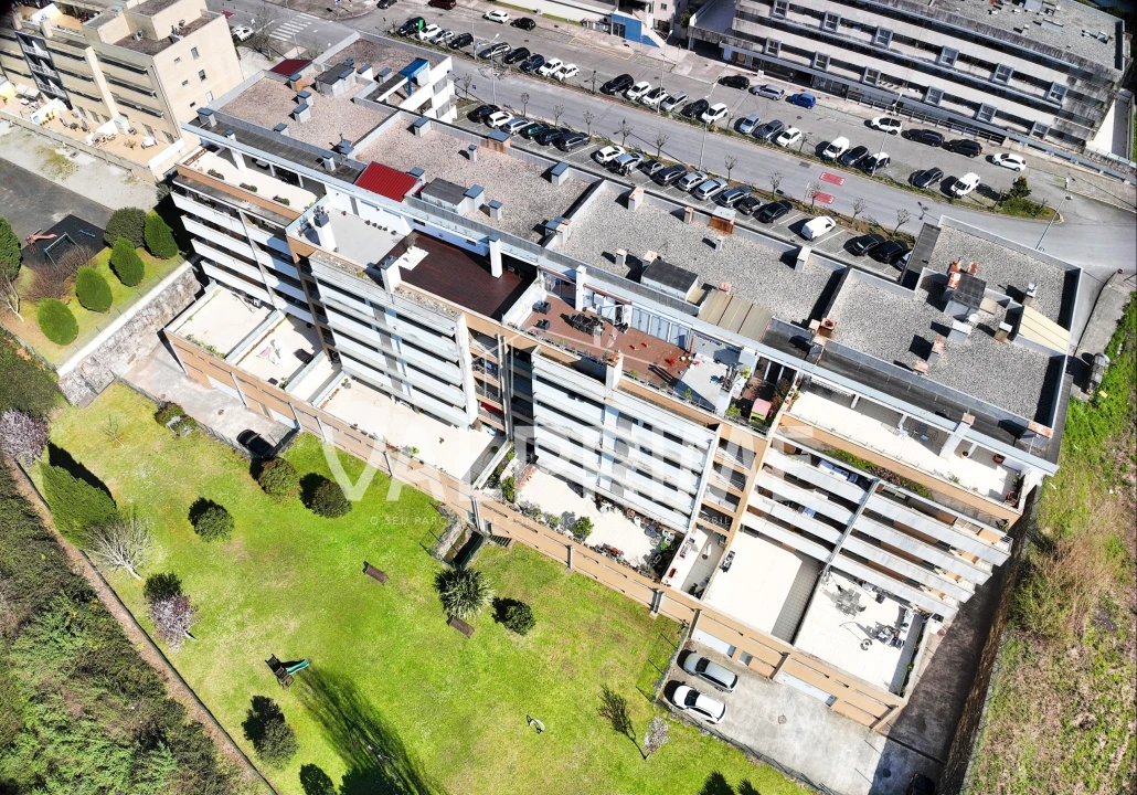 Apartamento T2 para Venda em Valongo Foto 34