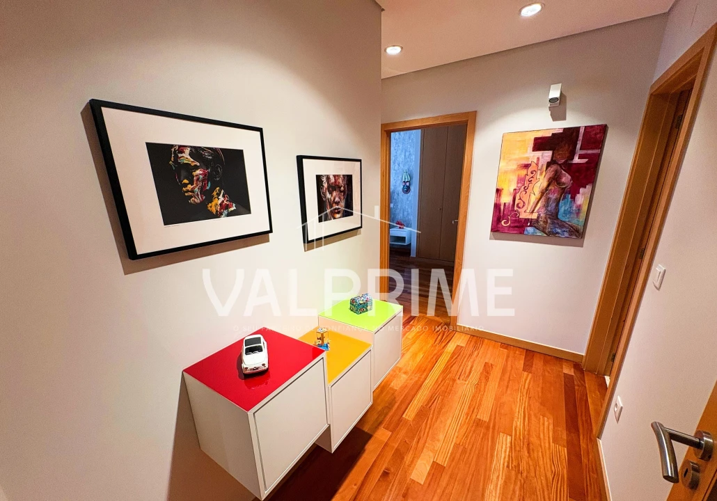 Apartamento T2 para Venda em Valongo Foto 28