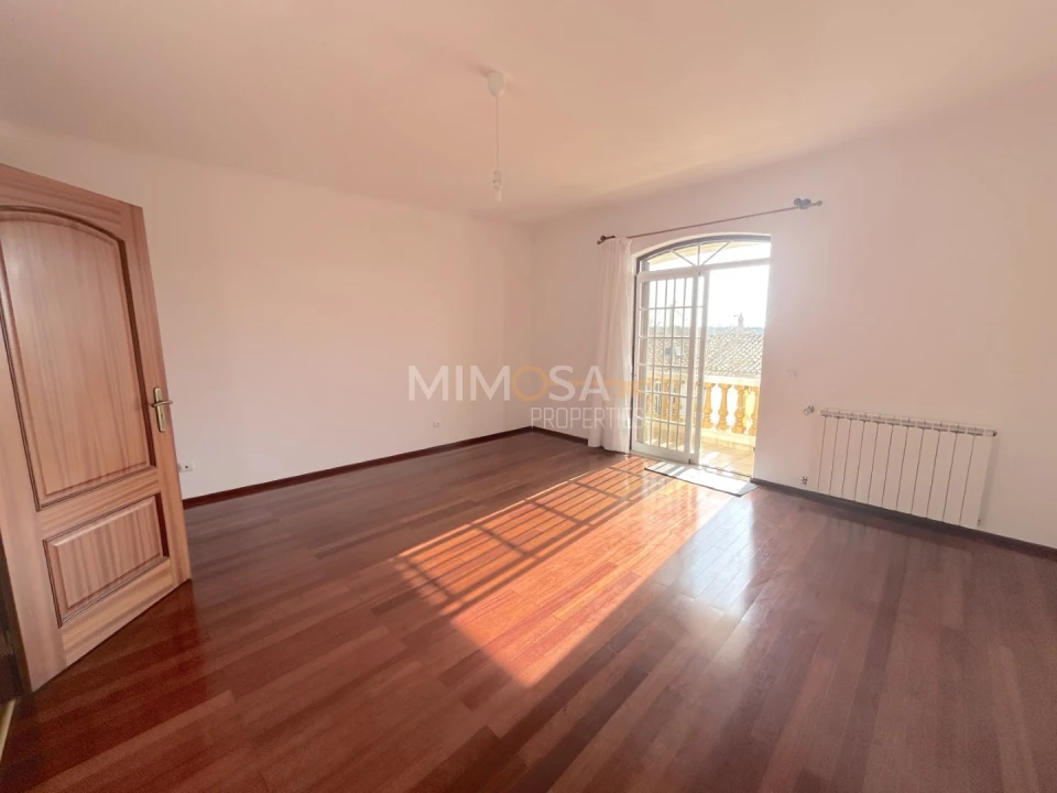 Moradia T4 para Venda em Bensafrim e Barão de São João Foto 14