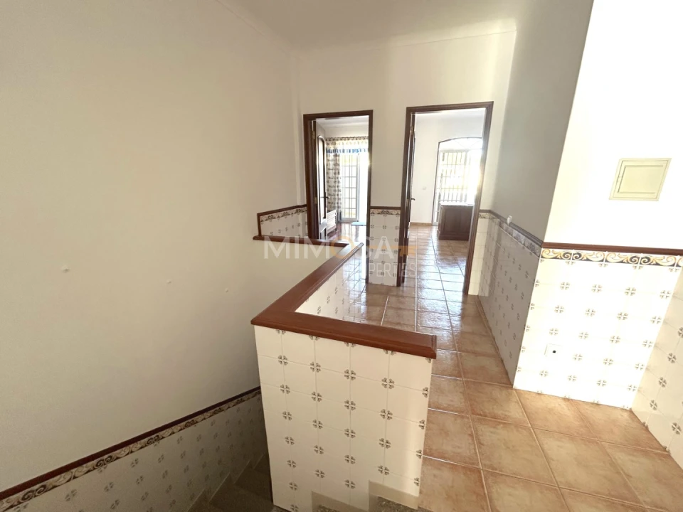 Moradia T4 para Venda em Bensafrim e Barão de São João Foto 22