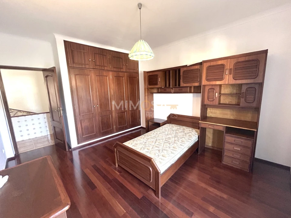 Moradia T4 para Venda em Bensafrim e Barão de São João Foto 19