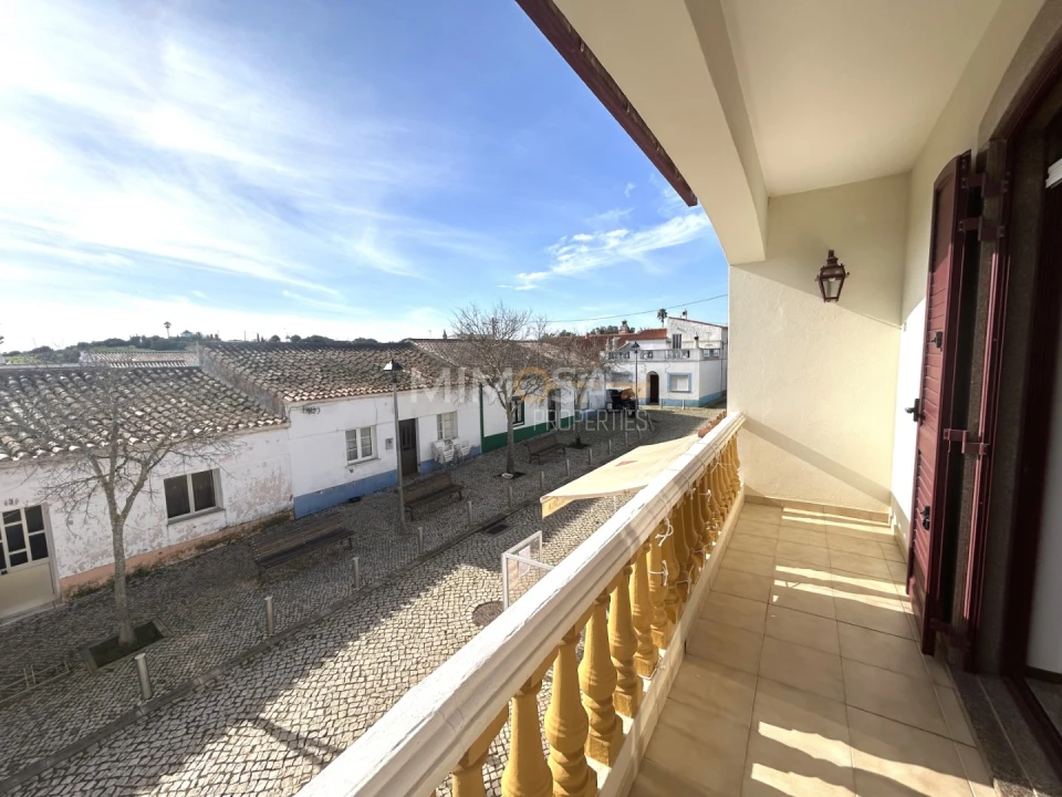 Moradia T4 para Venda em Bensafrim e Barão de São João Foto 16