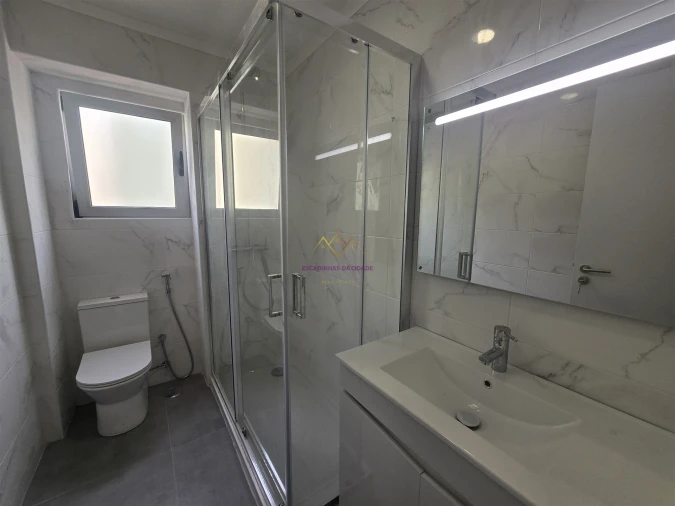 Apartamento T2 para Venda em Venteira Foto 16