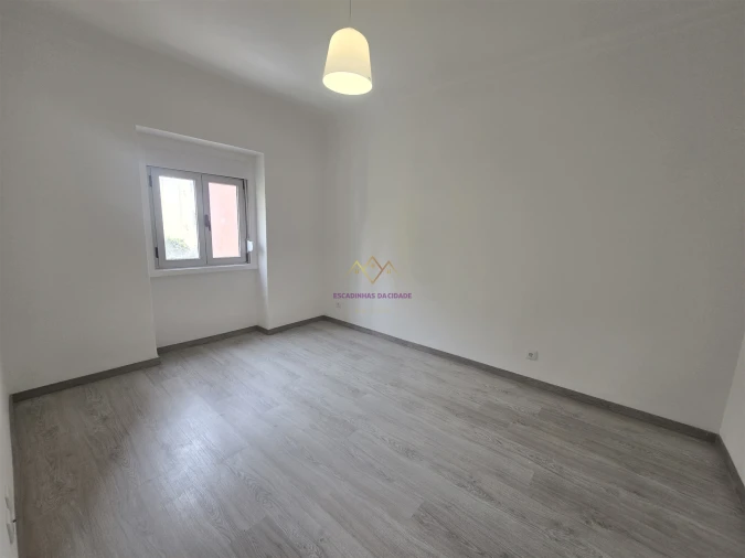 Apartamento T2 para Venda em Venteira Foto 15
