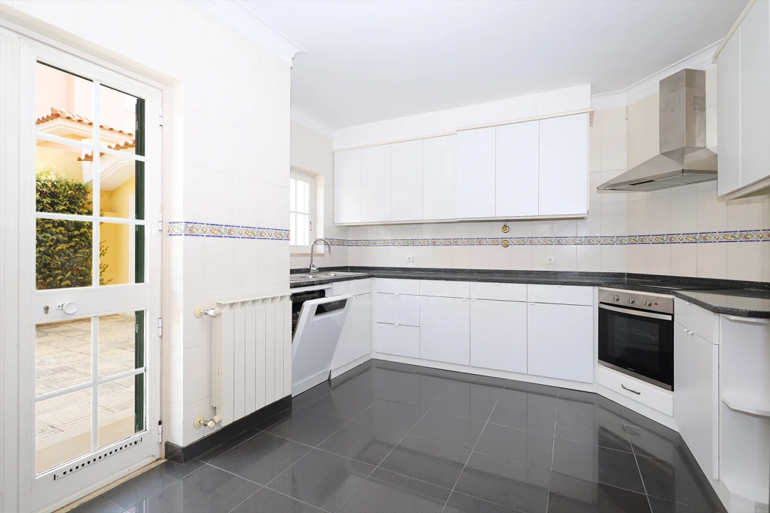 Moradia T5 para Venda em Cascais e Estoril Foto 15