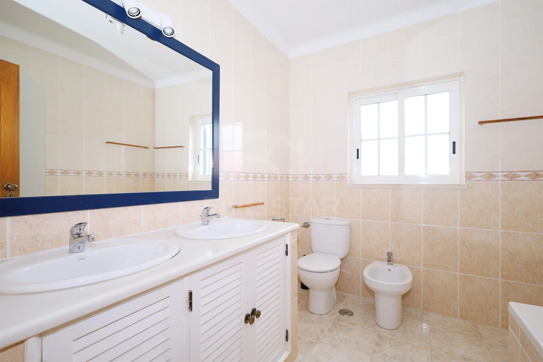 Moradia T5 para Venda em Cascais e Estoril Foto 32