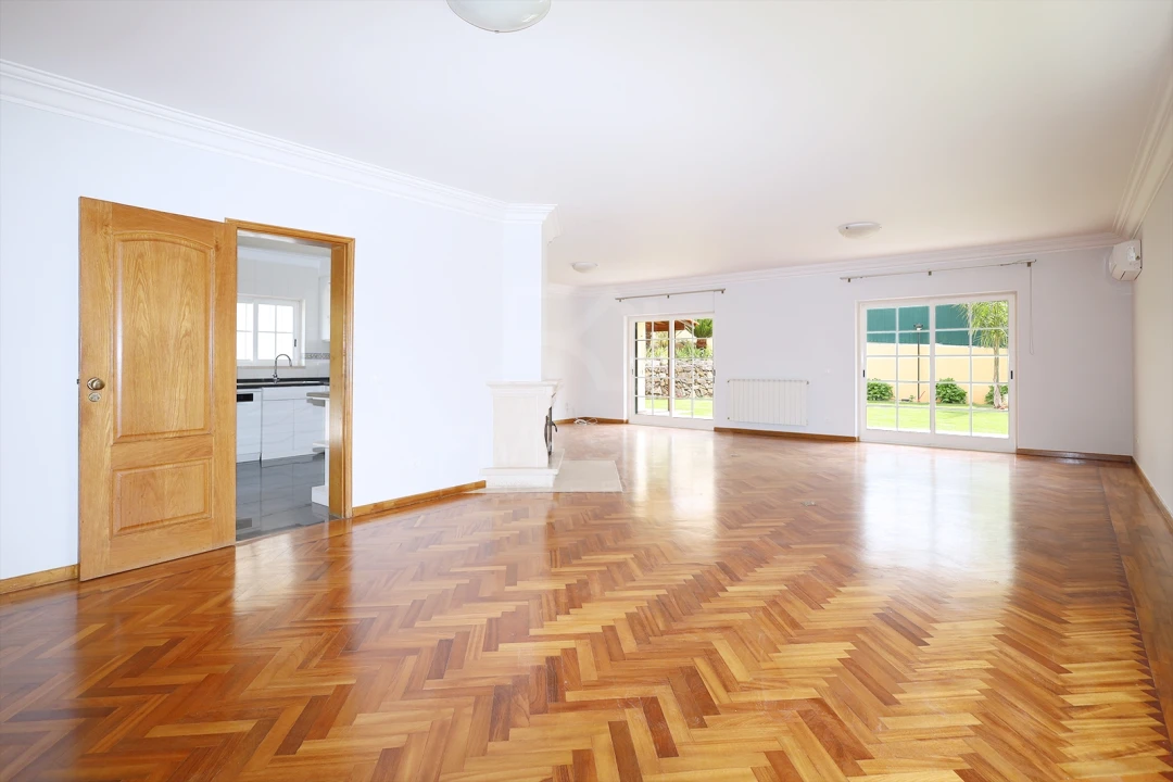 Moradia T5 para Venda em Cascais e Estoril Foto 5