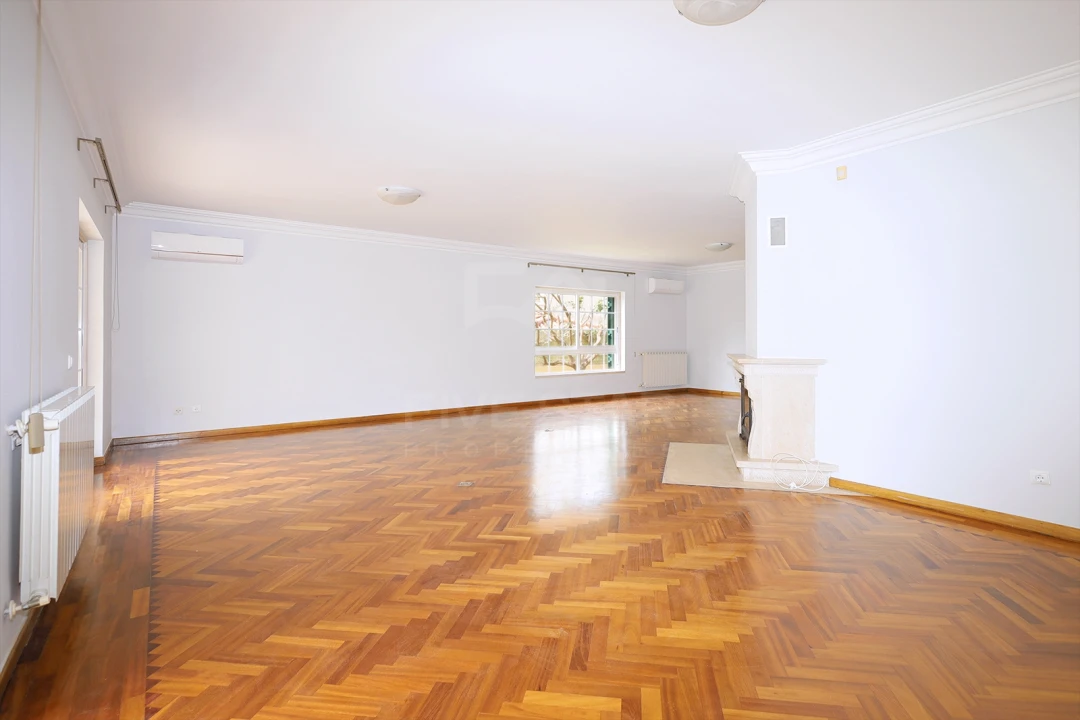 Moradia T5 para Venda em Cascais e Estoril Foto 9