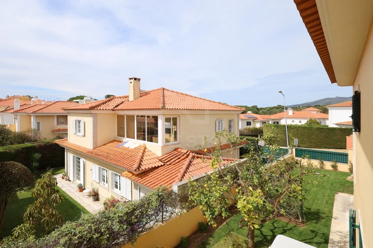 Moradia T5 para Venda em Cascais e Estoril Foto 30