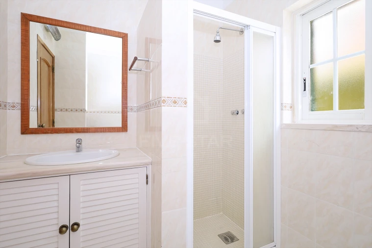 Moradia T5 para Venda em Cascais e Estoril Foto 17