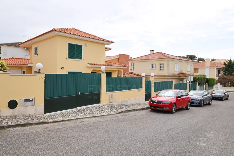 Moradia T5 para Venda em Cascais e Estoril Foto 57