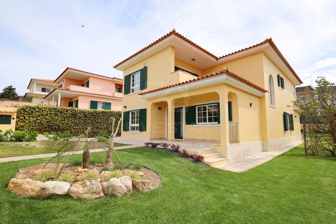 Moradia T5 para Venda em Cascais e Estoril Foto 1