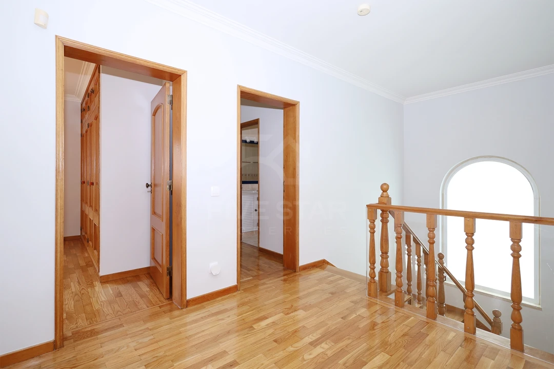 Moradia T5 para Venda em Cascais e Estoril Foto 25