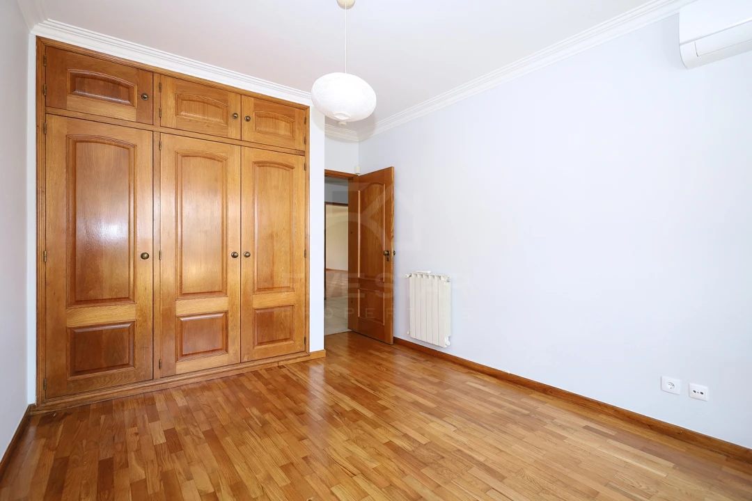 Moradia T5 para Venda em Cascais e Estoril Foto 20