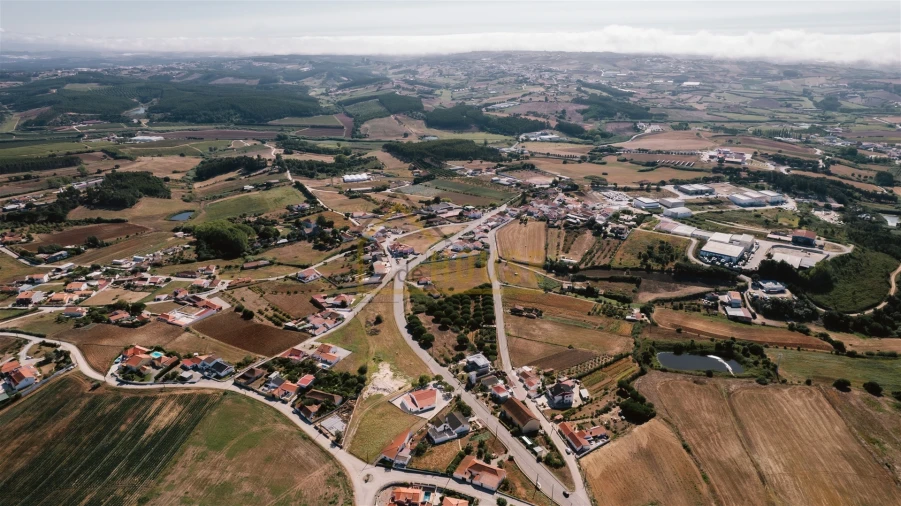 Armazém para Venda em Miragaia e Marteleira Foto 11