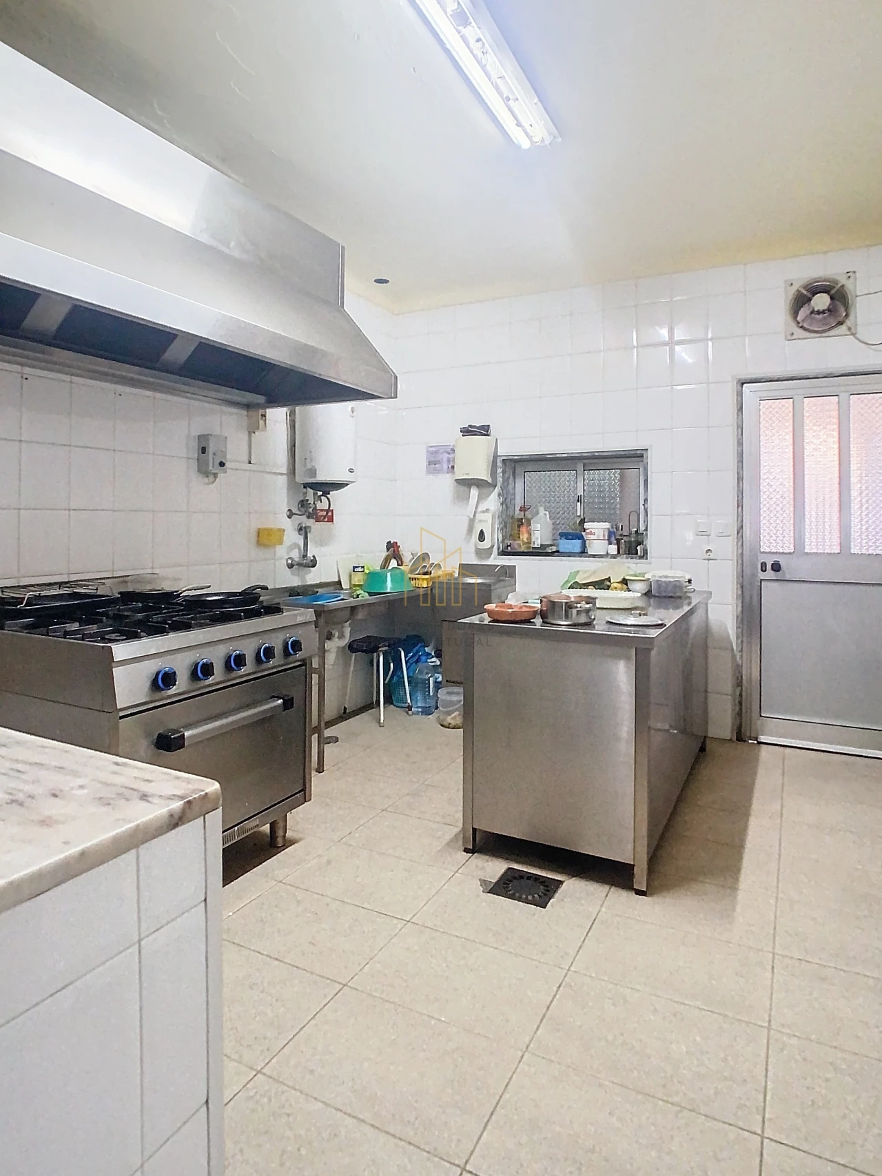 Negócio para Venda em Bencatel Foto 7