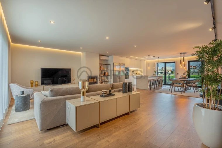 Moradia T3 para Venda em Merelim (São Pedro) e Frossos Foto 1